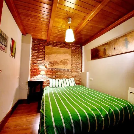 Luxury House Erb *